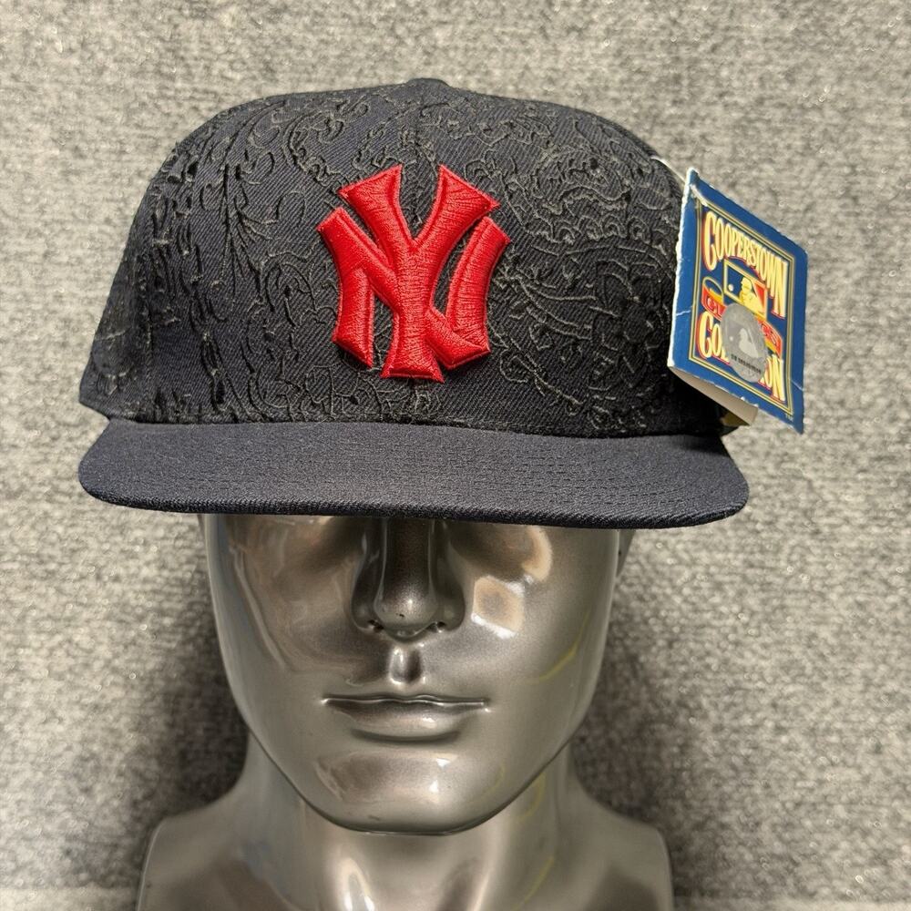 Mitchell & Ness Cap Hat New York Yankees Paisley Baseball Fitted 7 7/8 Blue NWT